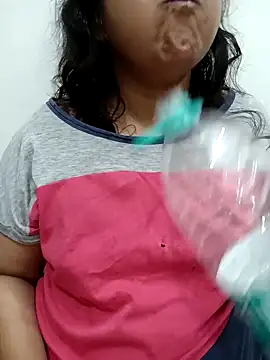 Snapshot of piryasharma005 chatting on 03/13/26, 01:34 piryasharma005 online show from 03/13/26, 01:34