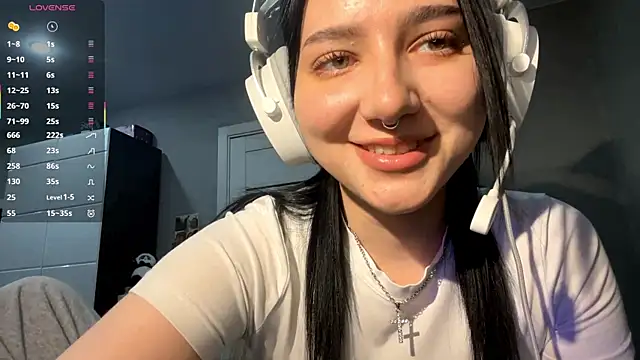 TomiRodenberg online show from 01/11/26, 01:27