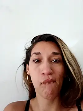 EcoDePiel online show from 04/21/26, 03:17