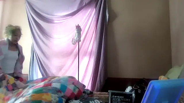 Snapshot of Tamiii420 chatting on 01/09/26, 03:26 Tamiii420 online show from 01/09/26, 03:26