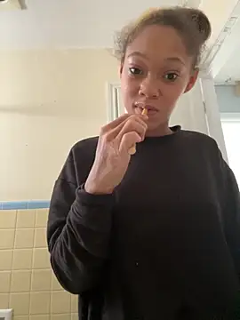 Tamiii420 online show from 03/09/26, 02:54