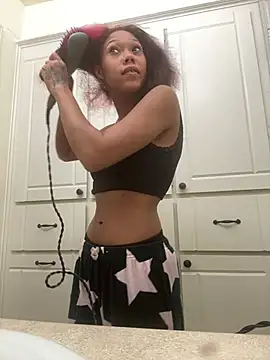 Tamiii420 online show from 03/23/26, 05:06