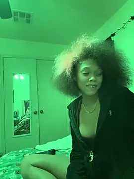 Tamiii420 online show from 04/21/26, 02:15