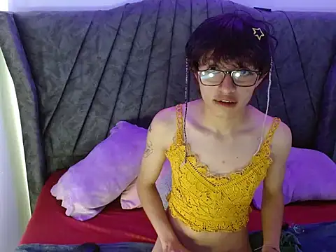 Angel adrien online show from 02/02/26, 12:48