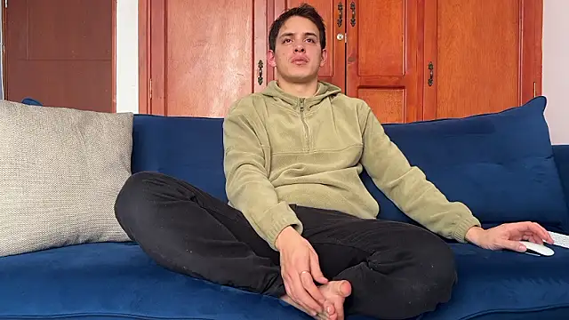 Enzho liam online show from 02/16/26, 03:41