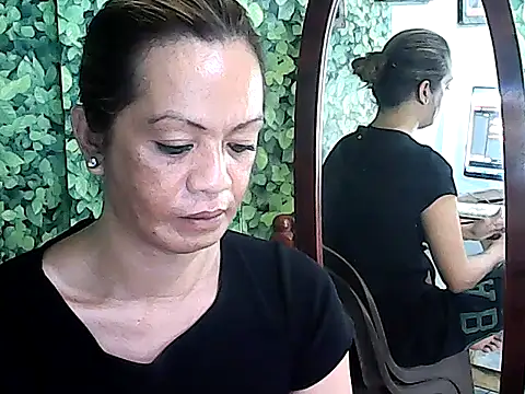 Simplewild21 online show from 04/21/26, 02:04