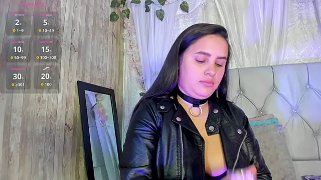 Snapshot of Victoria_Poncce1 chatting on 01/13/26, 12:54 Victoria Poncce1 online show from 01/13/26, 12:54