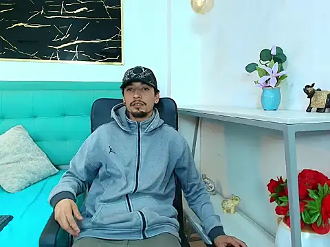 Juan-Jose69 online show from 01/09/26, 03:31