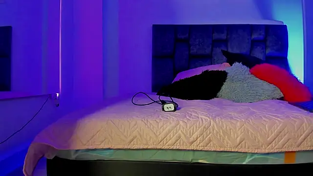 Snapshot of Liamsubtle01 chatting on 02/04/26, 11:16 Liamsubtle01 online show from 02/04/26, 11:16