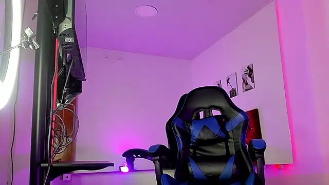 Liamsubtle01 online show from 03/15/26, 06:14