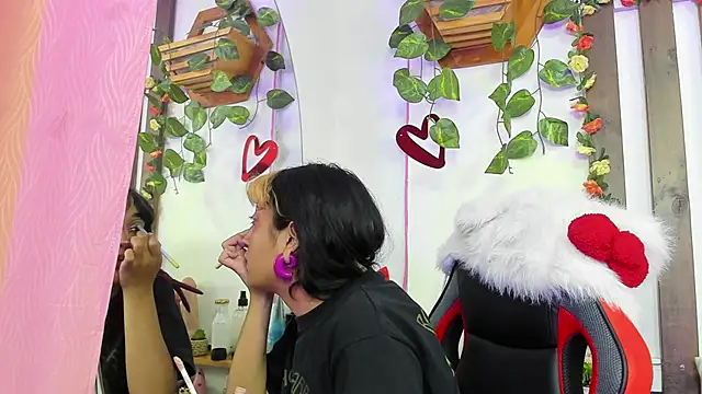 MeowMota  online show from 06/06/26, 07:07