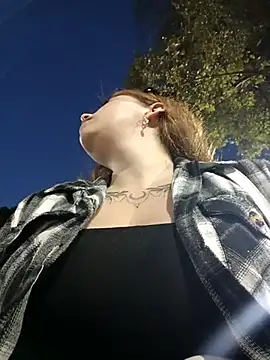 ISABELLA-01  online show from 03/09/26, 11:31