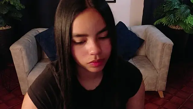 SofiaMante  online show from 02/18/26, 09:55