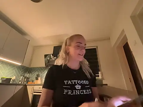 missconly online show from 03/04/26, 12:38