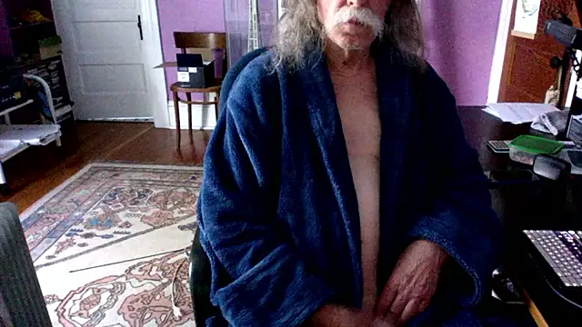 LickYourYoni online show from 04/16/26, 03:35