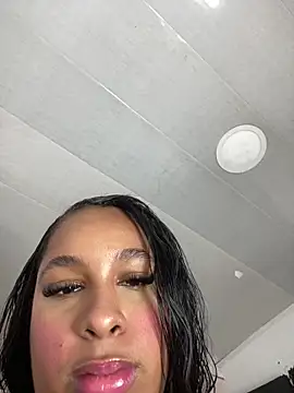 NataliaMillers online show from 04/19/26, 08:00