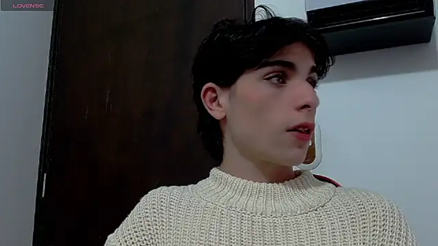 lilithot23 online show from 01/12/26, 07:19