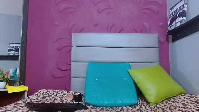 carina lopez707rs online show from 04/11/26, 12:09