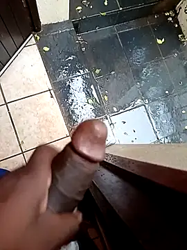 Snapshot of Dickxro chatting on 01/09/26, 12:52 Dickxro online show from 01/09/26, 12:52