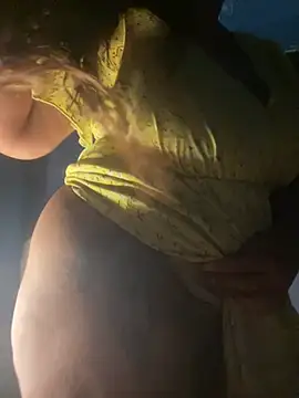 Snapshot of Annalua73 chatting on 01/10/26, 09:52 Annalua73 online show from 01/10/26, 09:52