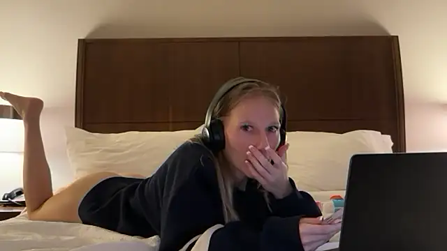 mysunidreamss online show from 03/28/26, 02:11