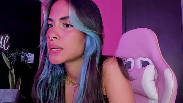 azula lillet online show from 02/10/26, 03:27