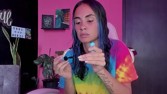 azula lillet online show from 04/21/26, 08:55