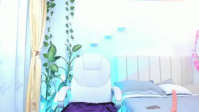 emily7  online show from 02/02/26, 08:40