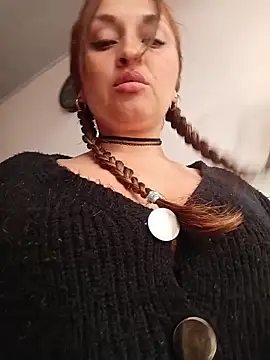 Alejandra N online show from 04/20/26, 07:48