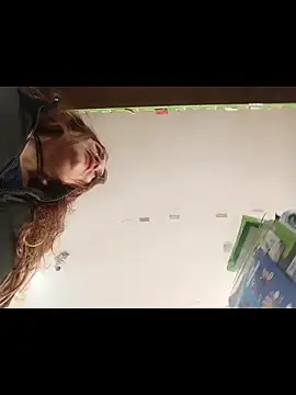 Alejandra N online show from 04/21/26, 05:28