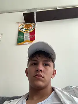 Snapshot of johnny_blake_ chatting on 02/14/26, 02:58 johnny blake online show from 02/14/26, 02:58