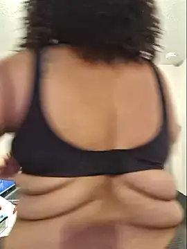Snapshot of Big_Booty_Bonnie chatting on 07/19/26, 02:59 Big Booty Bonnie online show from 07/19/26, 02:59