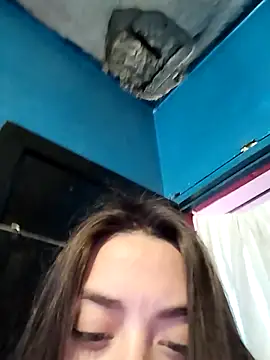 denise2028 online show from 04/29/26, 07:53