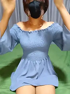 Snapshot of Cute_Asheera2 chatting on 01/13/26, 04:12 Cute Asheera2 online show from 01/13/26, 04:12