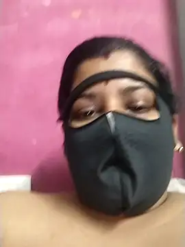 pinkisaha75 online show from 02/04/26, 12:55