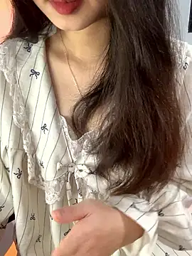 Jennybae23 online show from 01/10/26, 04:42