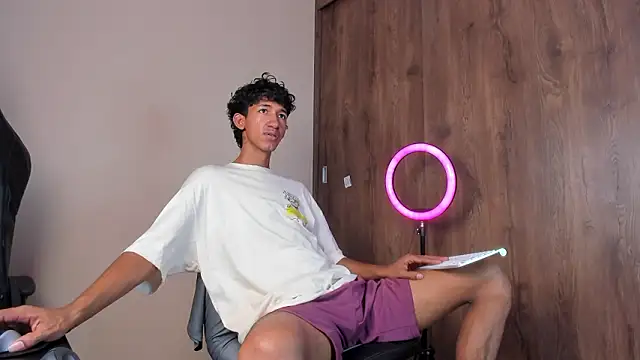 neitan miller  online show from 02/12/26, 05:41