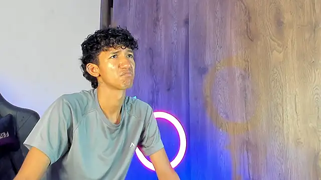 neitan miller  online show from 03/18/26, 04:10