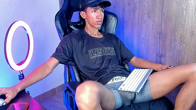 neitan miller  online show from 04/07/26, 01:00