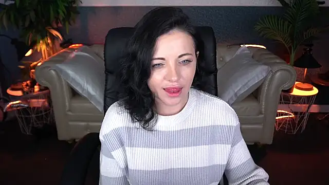 Dafni Monn online show from 04/23/26, 05:52