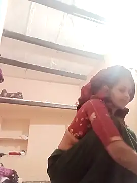 Snapshot of Hasmi_hot09 chatting on 02/05/26, 02:38 Hasmi hot09 online show from 02/05/26, 02:38