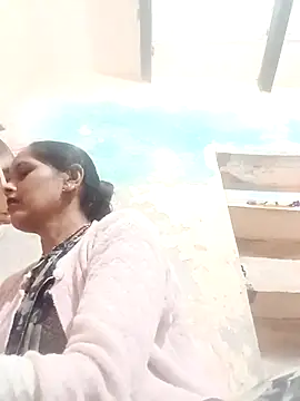 Snapshot of Hasmi_hot09 chatting on 02/11/26, 04:34 Hasmi hot09 online show from 02/11/26, 04:34