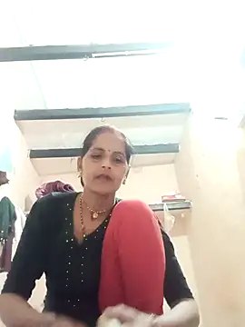 Snapshot of Hasmi_hot09 chatting on 02/18/26, 04:25 Hasmi hot09 online show from 02/18/26, 04:25