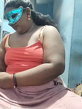 divyasree1431 online show from 04/13/26, 04:40