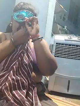 divyasree1431 online show from 04/22/26, 06:09