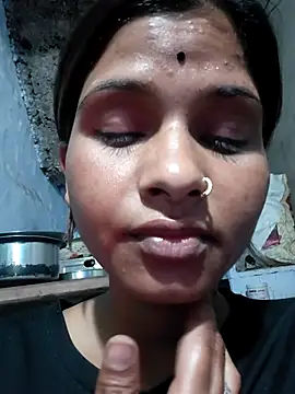 Snapshot of Nirasha_cute chatting on 02/14/26, 06:04 Nirasha cute online show from 02/14/26, 06:04