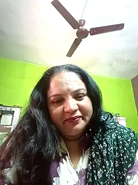 Snapshot of Chanchal_cute chatting on 02/14/26, 04:20 Chanchal cute online show from 02/14/26, 04:20