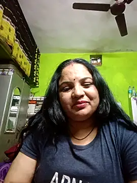 Snapshot of Chanchal_cute chatting on 02/15/26, 10:39 Chanchal cute online show from 02/15/26, 10:39
