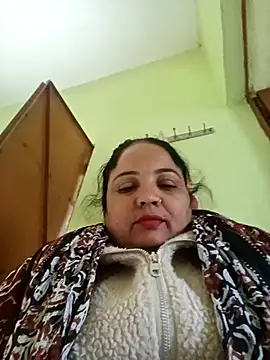 Snapshot of Chanchal_cute chatting on 02/18/26, 05:25 Chanchal cute online show from 02/18/26, 05:25