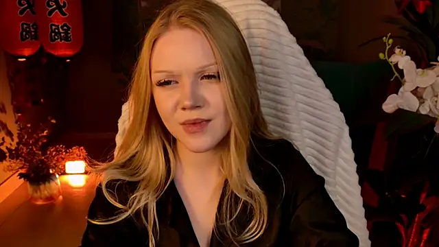 ChloeWhite online show from 04/03/26, 09:29